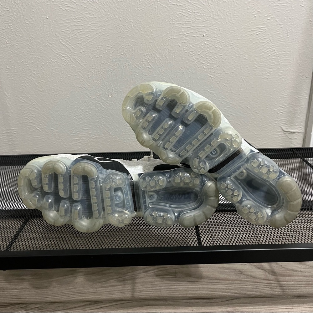 Nike Air Vapormax Flyknit 2 - Picture 5 of 5